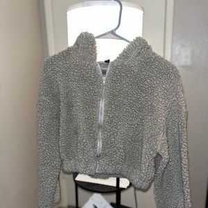 Fuzzy grey cropped zip up